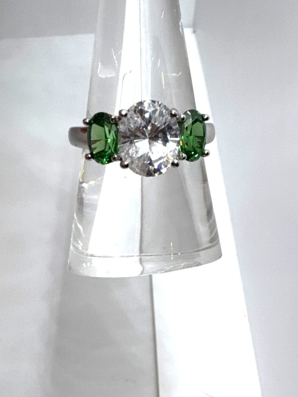 925 Sterling Silver CZ Three Stone Ring Clear Green Cubic Zirconia Sz 8 Cocktail
